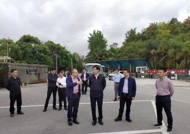 卓大林一行到東城公交臺(tái)農(nóng)園公交站場開展節(jié)前安全檢查